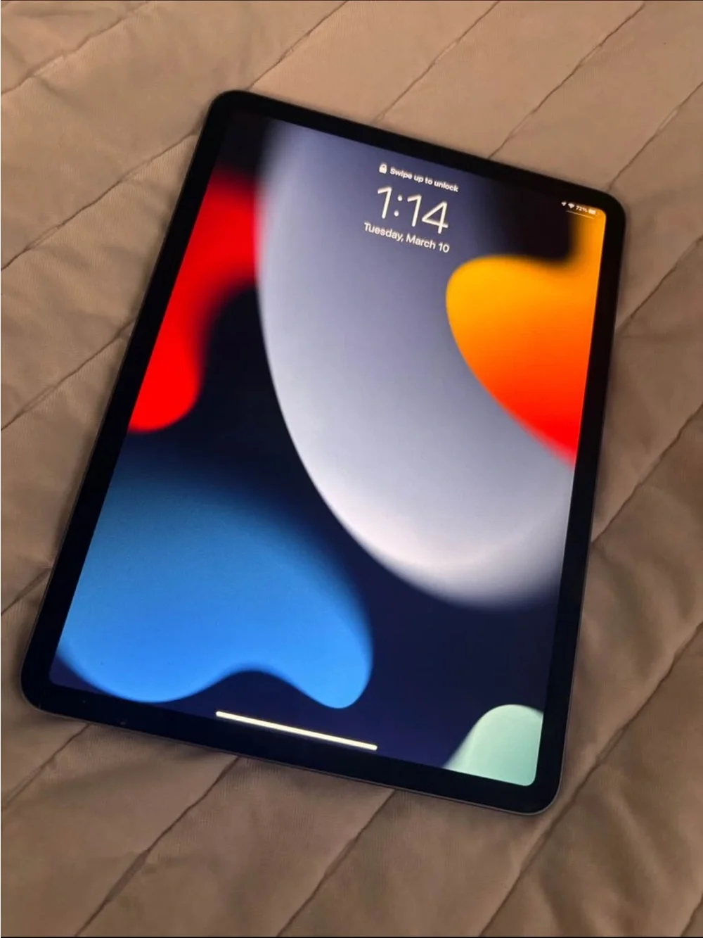 IPad Pro (11inch) (3rd generation) with Magic Keyboard, Apple Pencil, and charge